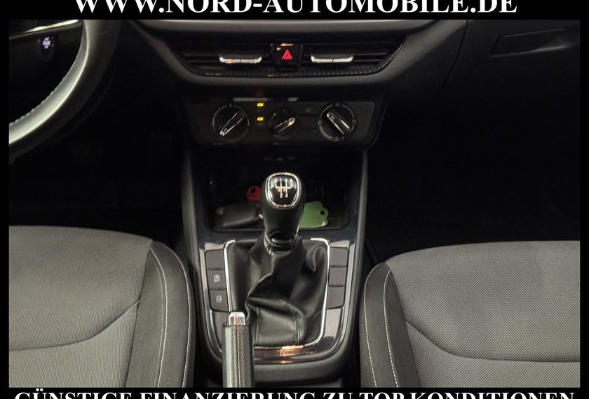 Skoda Fabia Fabia Ambition 1.0 TSI LED/Klima/PDC/15