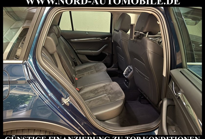 Skoda Octavia Octavia Scout Combi 2.0 TDI DSG Pano/AHK/StHz/18