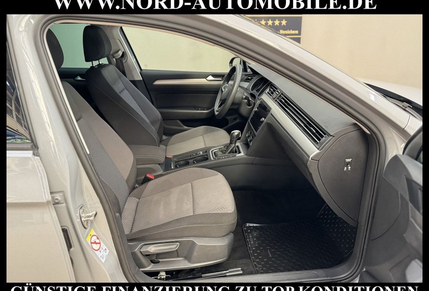 Volkswagen Passat Variant Passat Variant 2.0 TDI Conceptline DSG AHK/Navi/