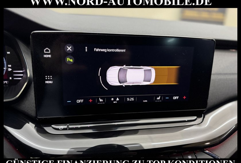 Skoda Octavia Octavia Limousine Sportline 2.0 TDI DSG Head-Up