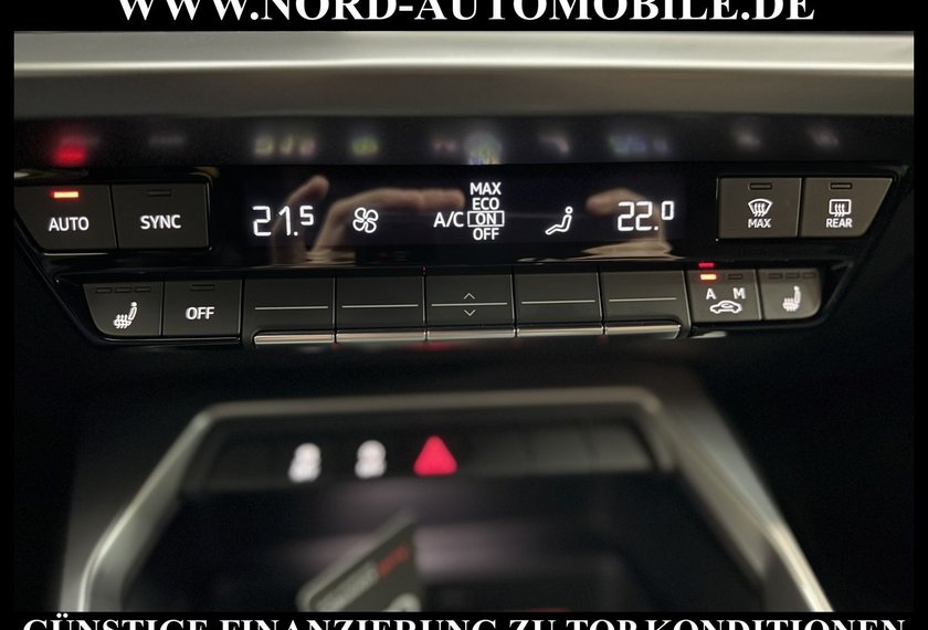 Audi A3 A3 Sportback S-Line 30 TFSI Leder/Navi/18/Virtua