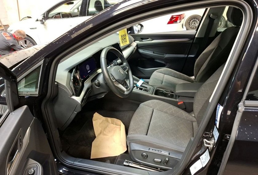 Volkswagen Golf Golf Variant Life 2.0 TDI DSG Navi/LED/PDC/