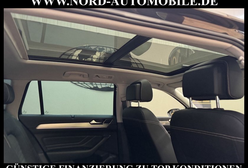 Volkswagen Passat Variant Passat Variant Elegance 4MOT 2.0 TDI Pano/AHK/17