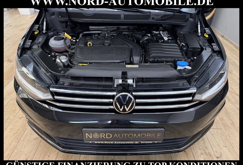 Volkswagen Touran Touran ACTIVE 1.5 TSI Navi/PDC/SHZ/16/App Connec
