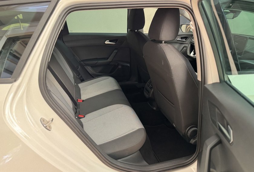 Seat Leon Leon SP Style 1.5 eTSI DSG Kamera/Navi/LED/