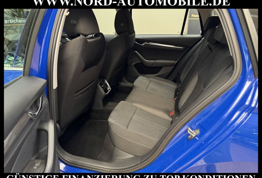 Skoda Octavia Octavia iV Combi Style 1.4 TSI DSG Head-Up/18/