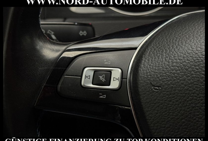 Volkswagen Golf Golf VII Lim. e-Golf *LED*Navi*Klimaauto*CCS*SHZ