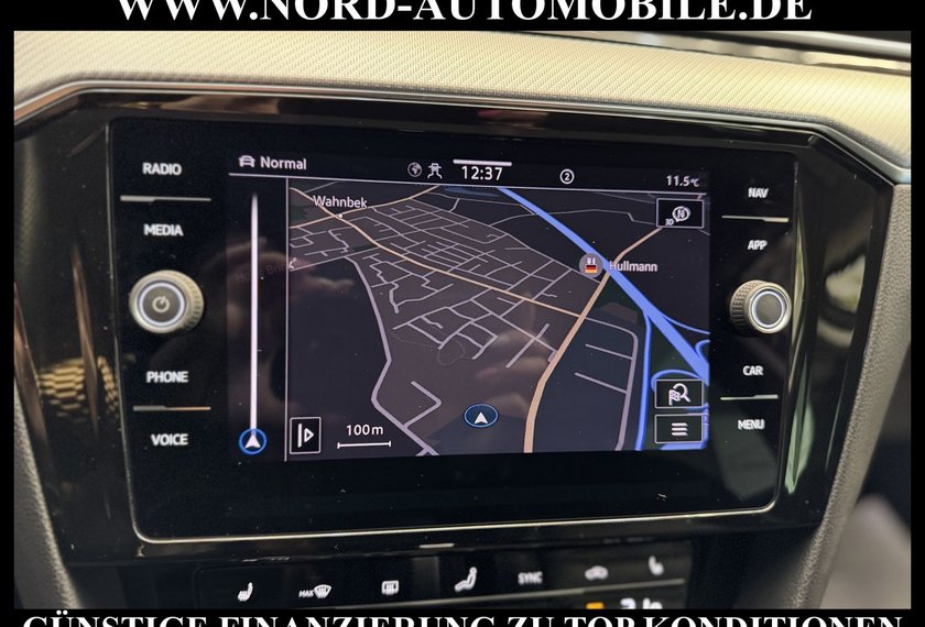 Volkswagen Passat Variant Passat Variant R-Line 4MOT 2.0 TSI DSG Leder/Nav