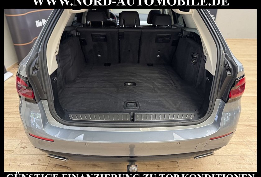 BMW 520 520 d Touring xDrive *LED*StHz*AHK*Luft*ParkAss*