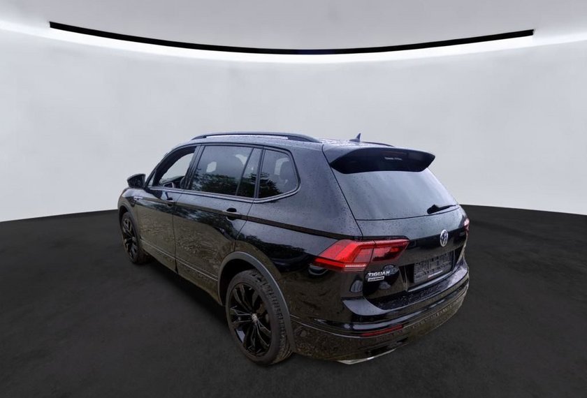 Volkswagen Tiguan Allspace Tiguan Allspace R-Line 4MOT 2.0 TDI Pano/AHK/20/