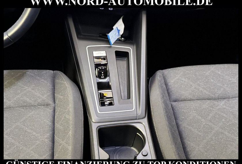 Volkswagen Golf Golf Variant Life 1.5 eTSI DSG Navi/LED/ACC/PDC