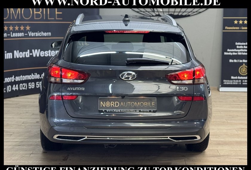 Hyundai i30 i30 cw Automatik *LED*Navi*Kamera*SHZ*PDC*