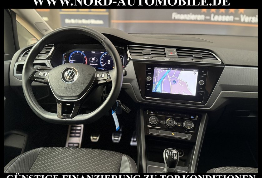 Volkswagen Touran Touran R-LINE 1.5 TSI *AHK*18Z*LED*ACC*UPE:46