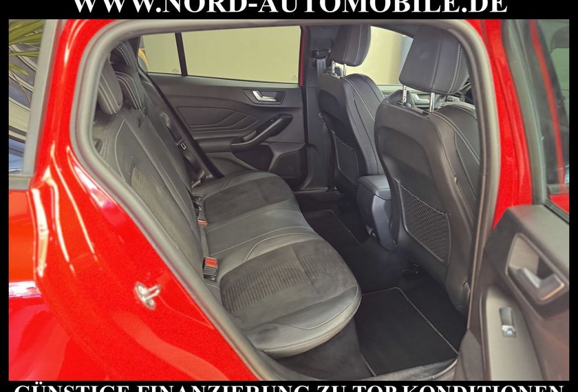 Ford Focus Focus Turnier ST *190PS*19ZOLL*LED*NAV*KAM