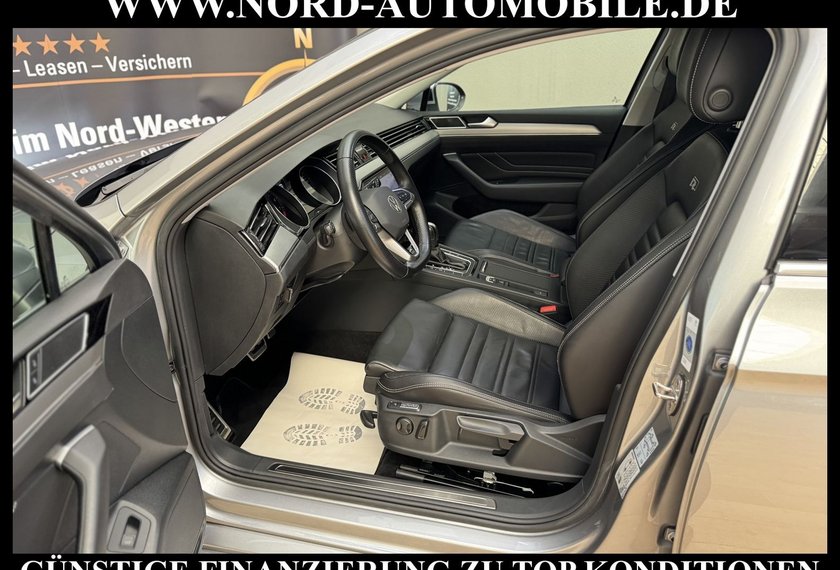 Volkswagen Passat Variant Passat Variant R-Line 4MOT 2.0 TSI DSG Leder/Nav
