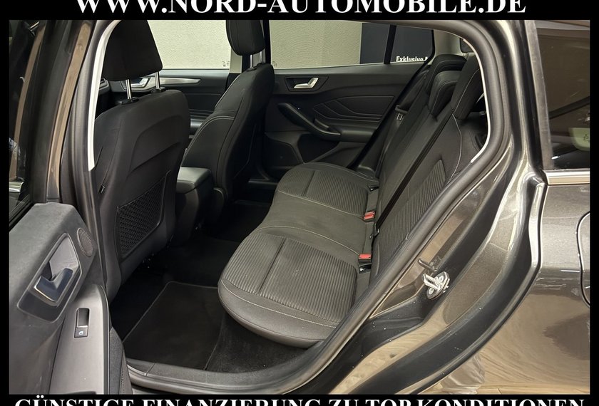 Ford Focus Focus Turnier 2.0 EB Titanium *AHK*ACC*Pano*B&amp;O*