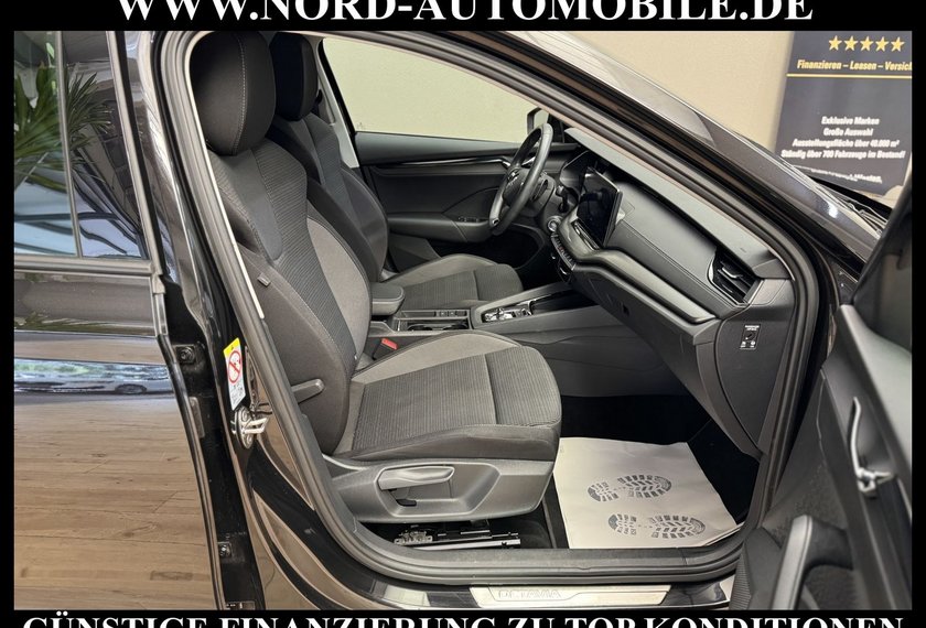 Skoda Octavia Octavia iV Combi Ambition 1.4TSI DSG Teilleder