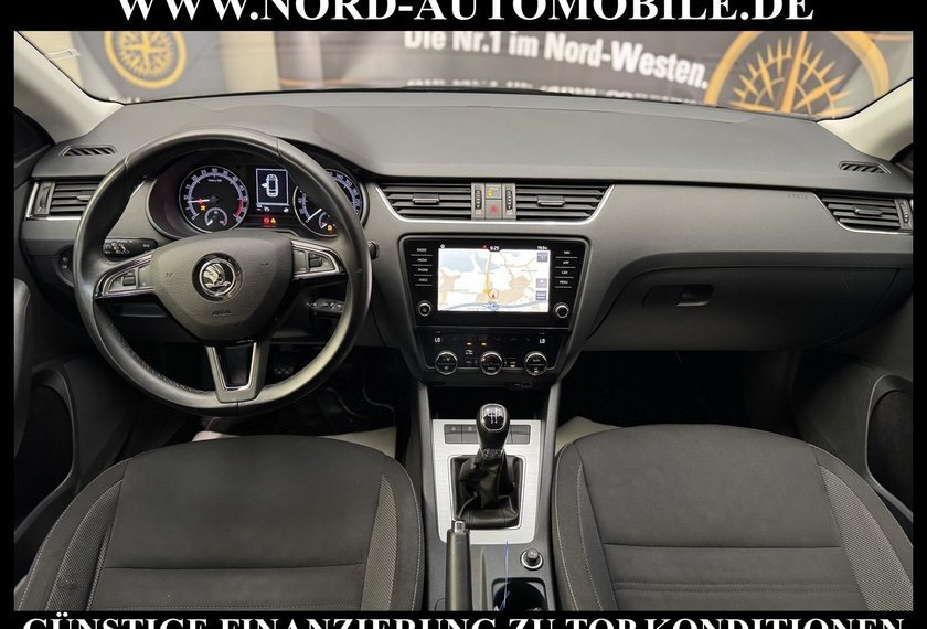 Skoda Octavia Octavia Combi Ambition 1.6 TDI AHK/Navi/PDC/