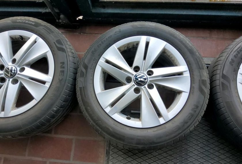 Volkswagen Golf Golf Variant Life 1.0 eTSI DSG AHK/Navi/LED/Spur