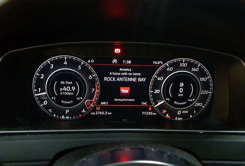 Volkswagen Golf Golf GTI Performance 2.0 TSI DSG Leder/18/Dig.Co