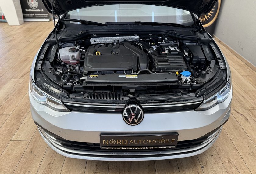 Volkswagen Golf Golf Variant Life 1.5 eTSI DSG AHK/Navi/LED/