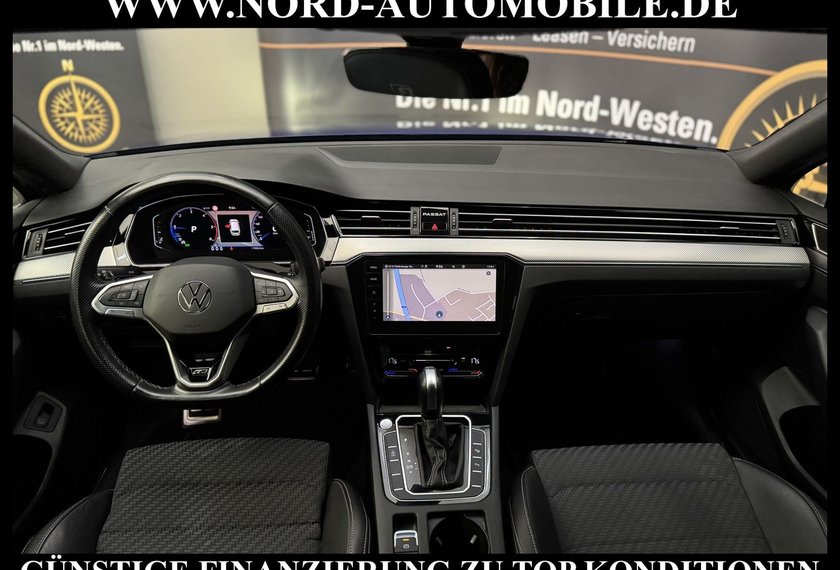 Volkswagen Passat Variant Passat Variant R-Line 2.0 TDI DSG Kamera/18/Dig.