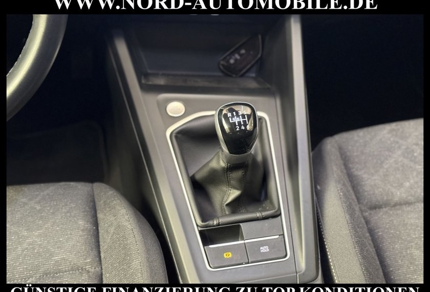 Volkswagen Golf Golf Life 1.0 TSI Navi/LED/Kamera/ACC
