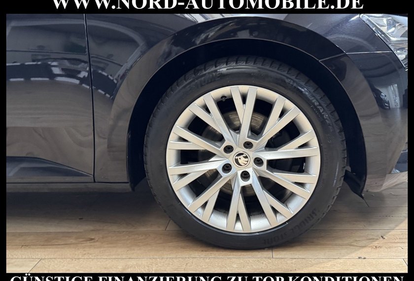 Skoda Superb Superb Combi Style 2.0 TDI DSG Pano/AHK/Kamera/