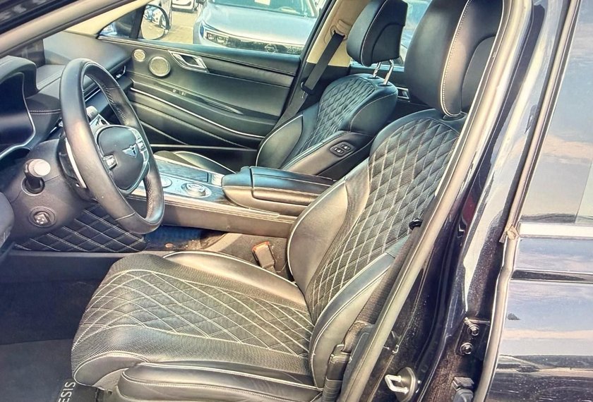 Genesis GV80 GV80 3.0 D AWD LUXURY *7-SITZER*22Z*LEDER*ACC*