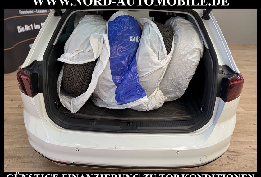 Volkswagen Passat Variant Passat Variant R-Line 2.0 TDI Side&amp;Lane/Dig.Cock
