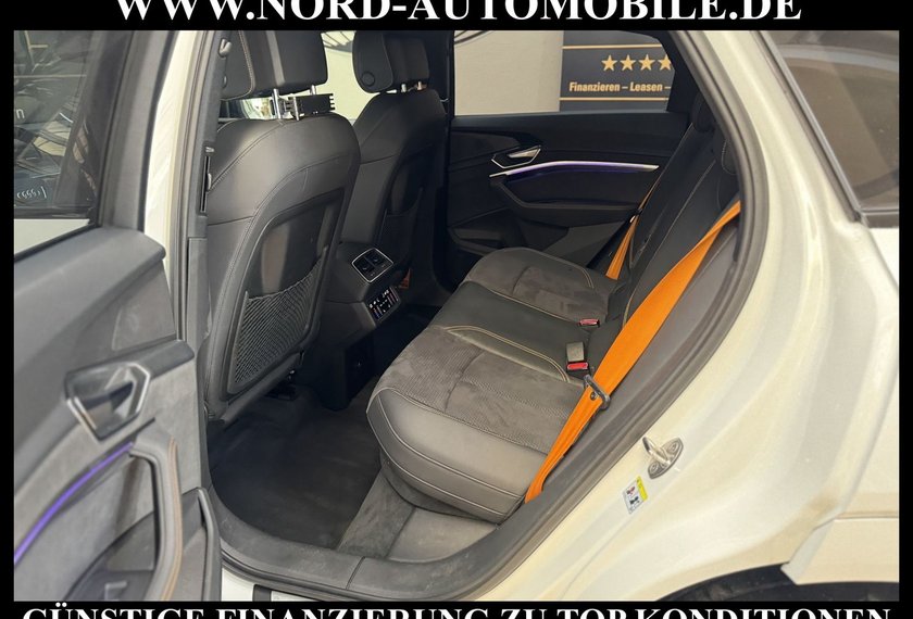 Audi e-tron e-tron Sportback S-Line Black Edition Pano/21/