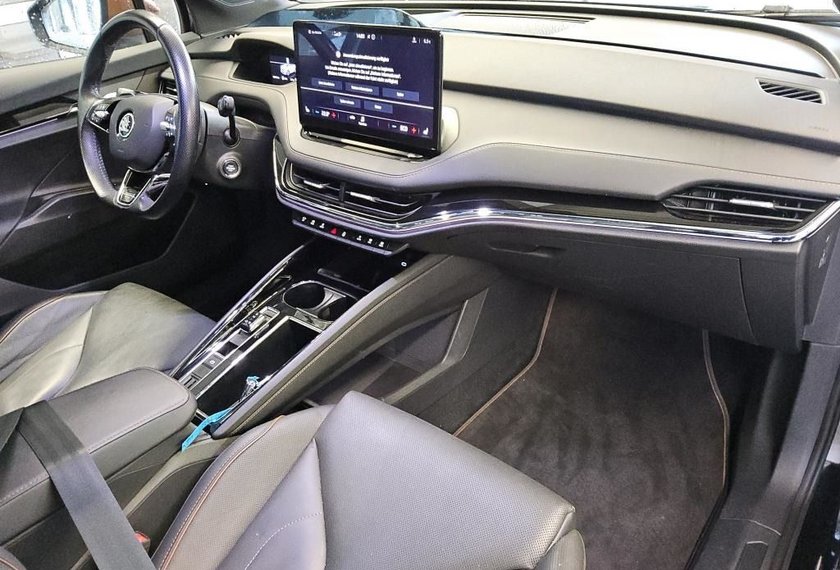 Skoda Enyaq Enyaq iV 80 x Founders Edition Suite Wärmepumpe