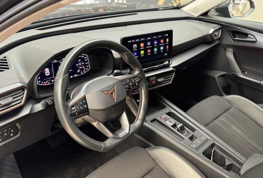 Cupra Formentor Formentor 1.5 TSI DSG LED/SHZ/ACC/PDC/Virt.Cockp