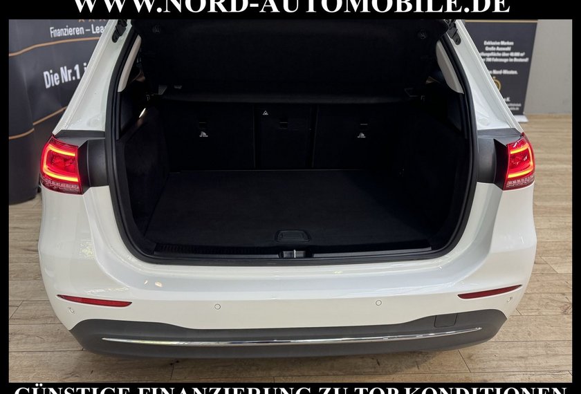 Mercedes-Benz B 180 B 180 d STYLE *LED*NAVI*SHZ*KAM*UPE:43