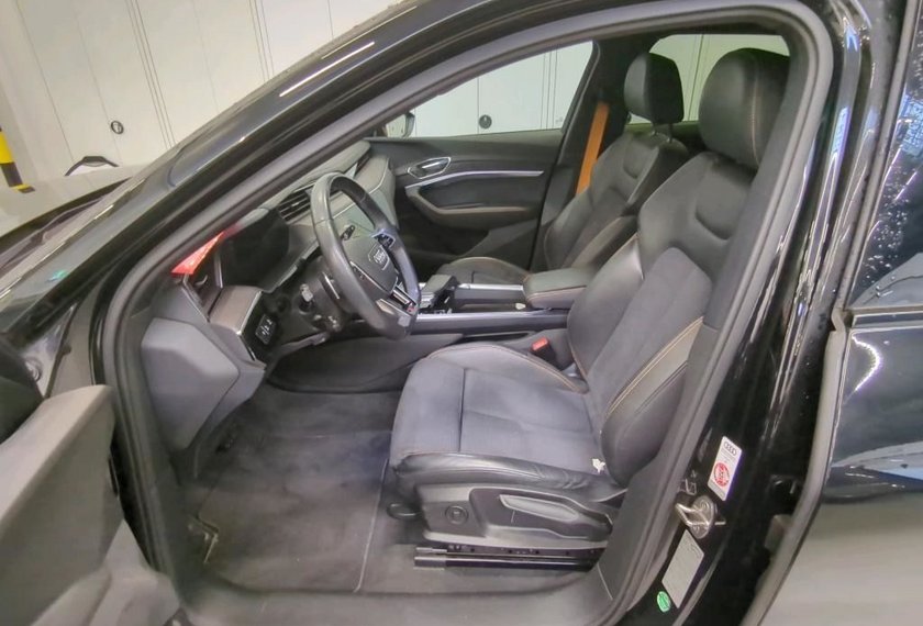 Audi e-tron e-tron 55 QU. S-Line Black Edition Head-Up/21/