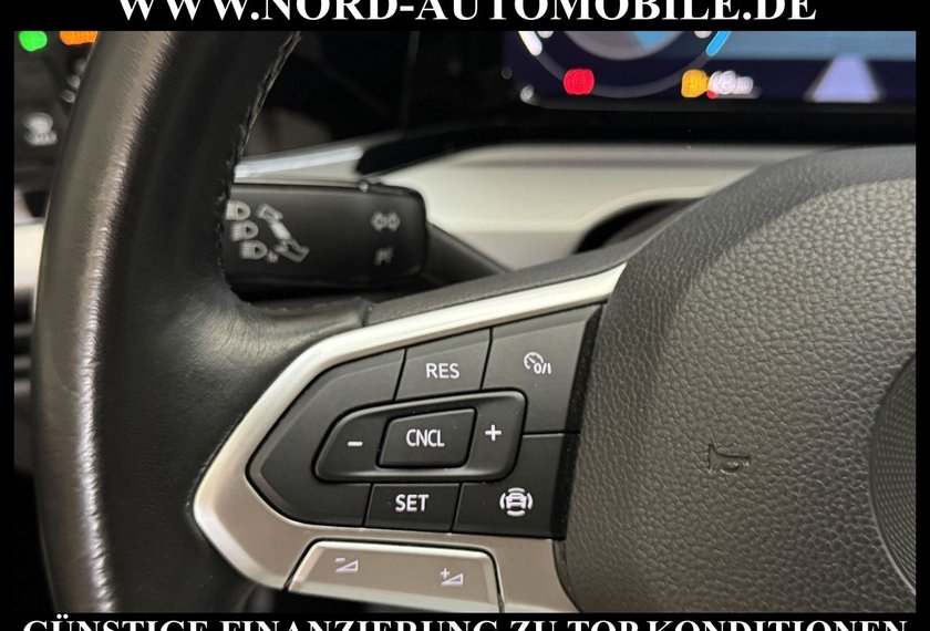 Volkswagen Golf Golf 1.0 TSI Limo LED/Dig.Cockpit/Spurhalte/