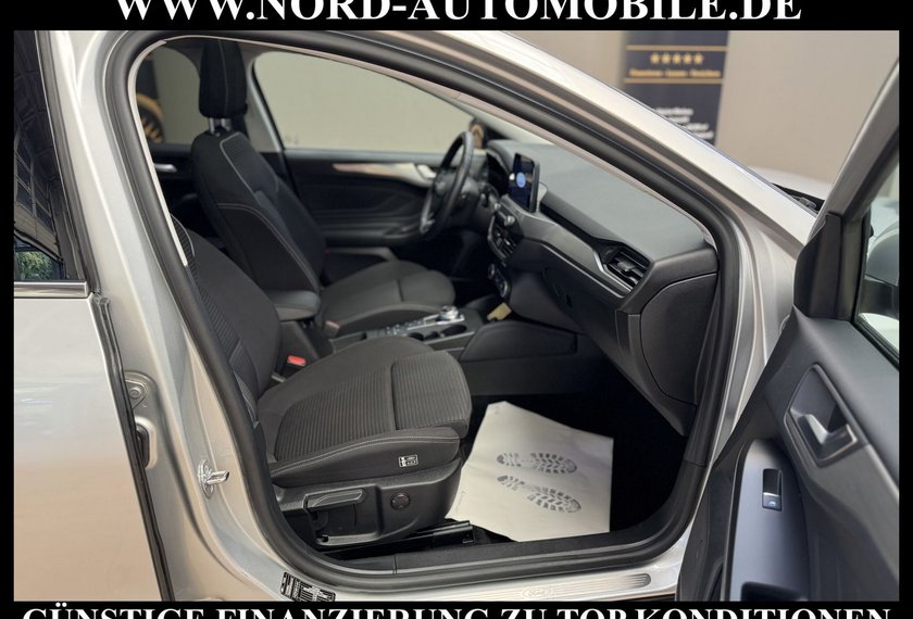 Ford Focus Focus Turnier 2.0 EcoBlue TItanium *AHK*PANO*ACC