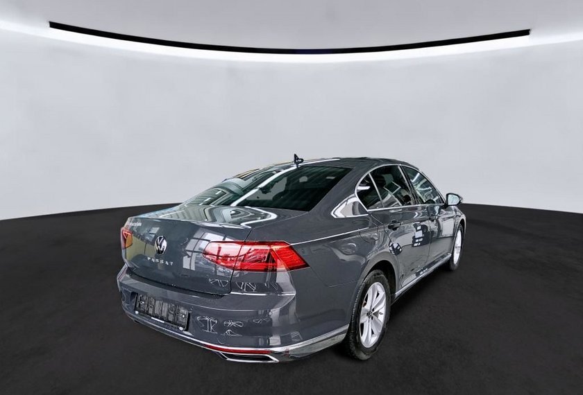 Volkswagen Passat Passat Limousine Elegance 2.0 TDI DSG Kamera/Dig