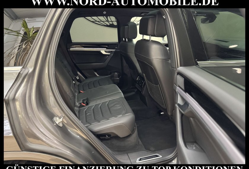 Volkswagen Touareg Touareg R-Line 4MOT 3.0 TDI DSG Luft/Matrix/21/