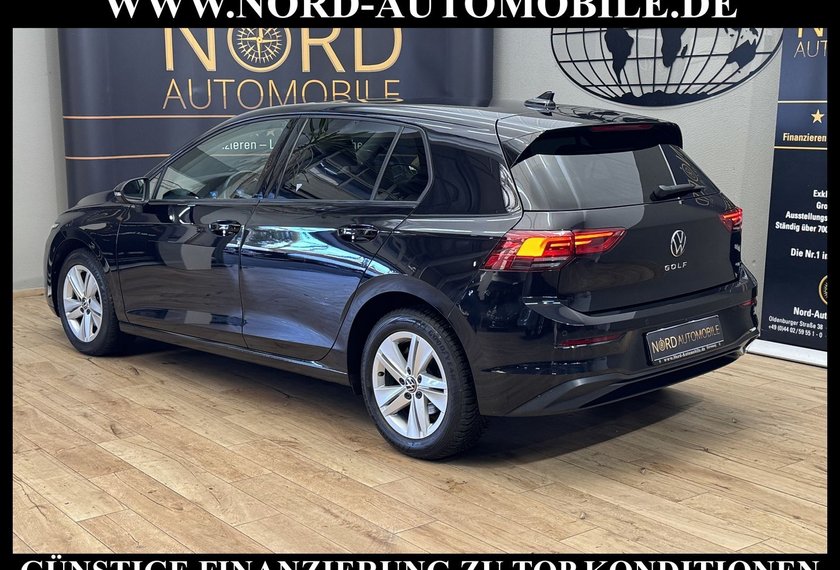Volkswagen Golf Golf VIII Lim. 1.5 TSI Life Garantie bis 02/28