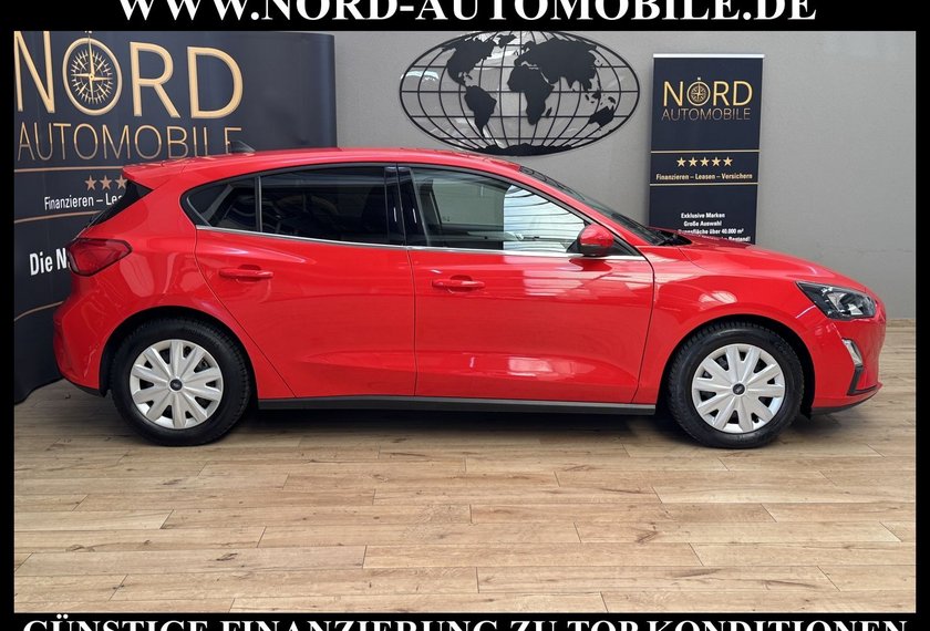 Ford Focus Focus Lim. 1.5 EcoBlue *LED*AHK*ACC*StHz*Kamera*