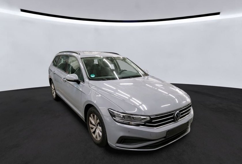Volkswagen Passat Variant Passat Variant Conceptline 2.0 TDI DSG Kamera