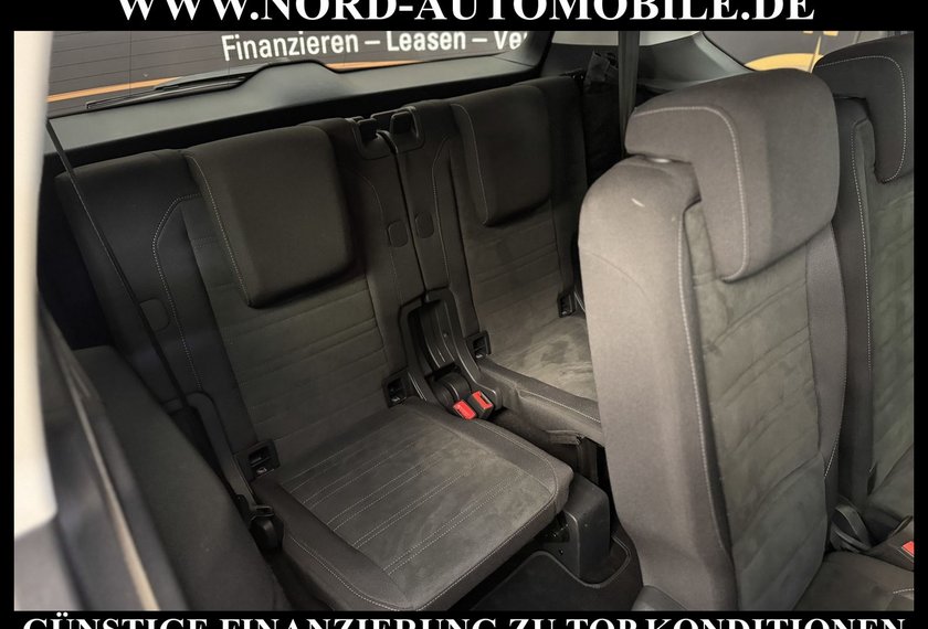 Volkswagen Touran Touran Highline 2.0 TDI DSG Dig.Cockpit/7-Sitzer