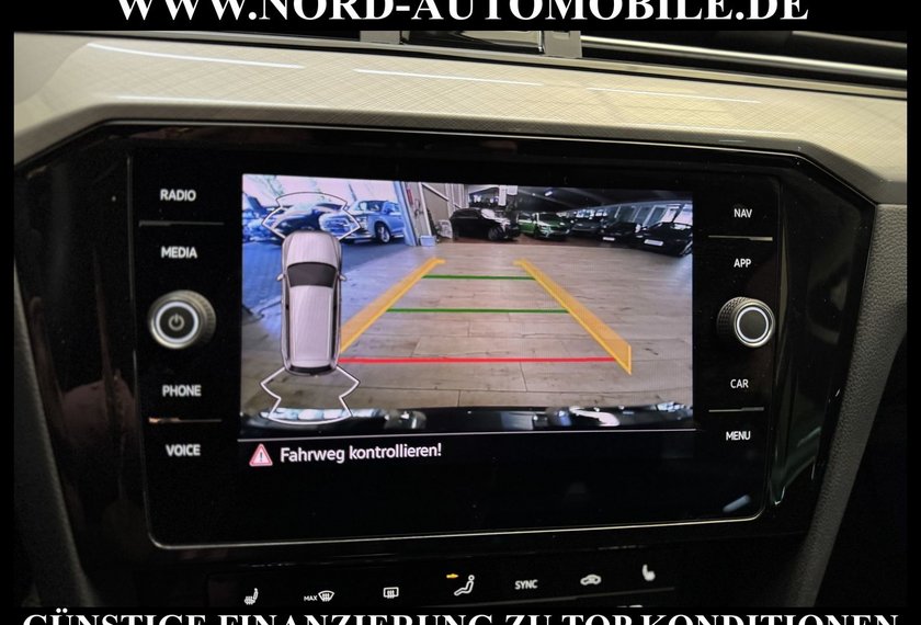 Volkswagen Passat Variant Passat Variant R-Line 2.0 TDI Kamera/Navi/LED
