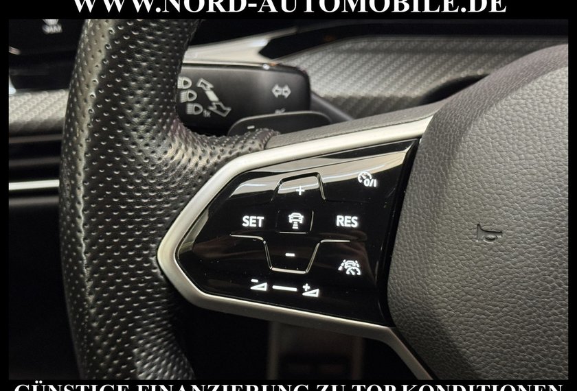 Volkswagen Golf Golf VIII Lim. R-Line eTSI DSG Navi/LED/ACC/17