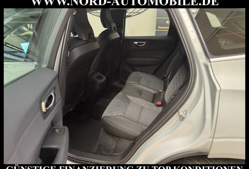 Volvo XC60 XC60 B4 *CORE* AHK*LED*4xSHZ*UPE:58*