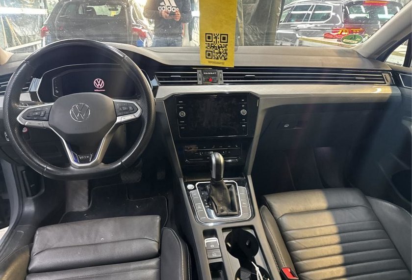 Volkswagen Passat Variant Passat Variant GTE 1.4 TSI Hybrid DSG AHK