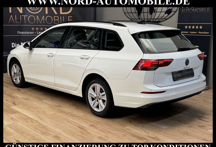 Volkswagen Golf Golf Variant Life 1.0 eTSI DSG Kamera/Navi/LED