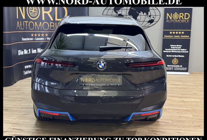 BMW iX iX 40 xDrive *AHK*PANO*360KAM*HARMAN*UPE:94*