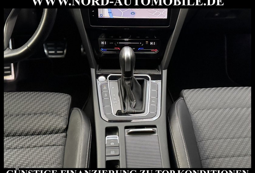 Volkswagen Passat Variant Passat Variant R-Line 1.5 TSI DSG AHK/Dig.Cockpi